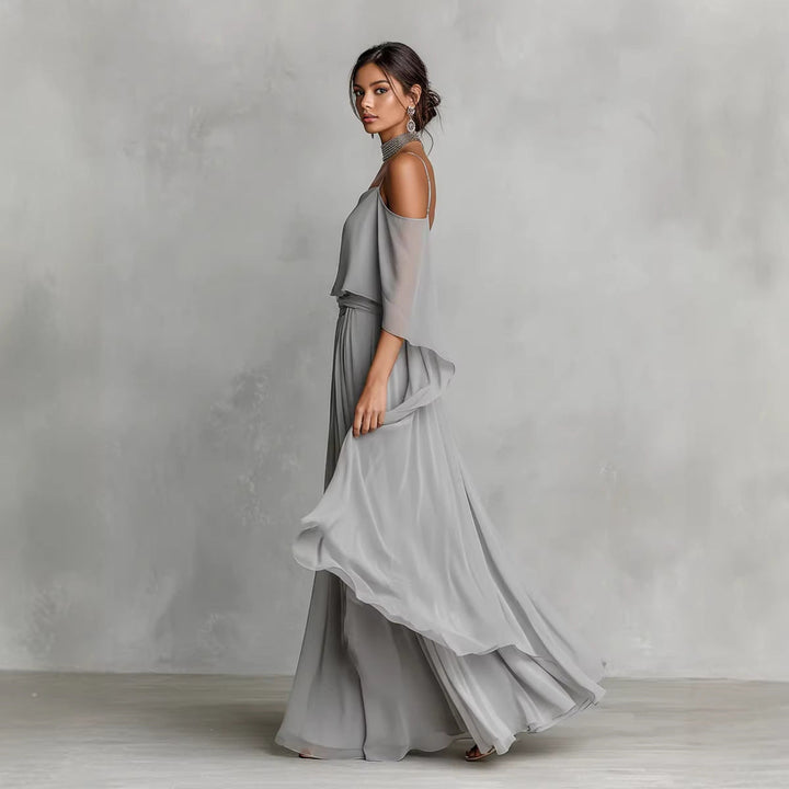 Isabela | Conjunto de dos piezas compuesto por un top y unos pantalones.