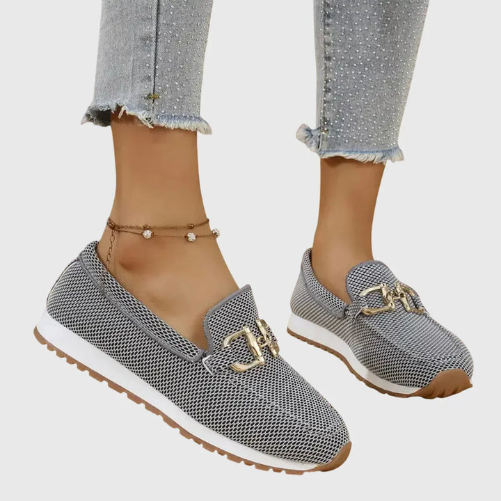 Sinforosa™ | Mocassino sportivo con fibbia dorata