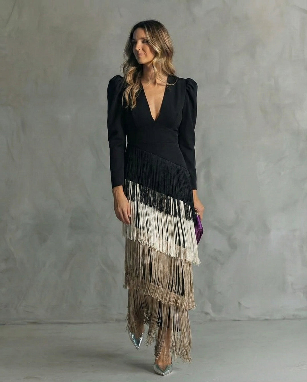 Clara · Abito elegante con maniche con frange