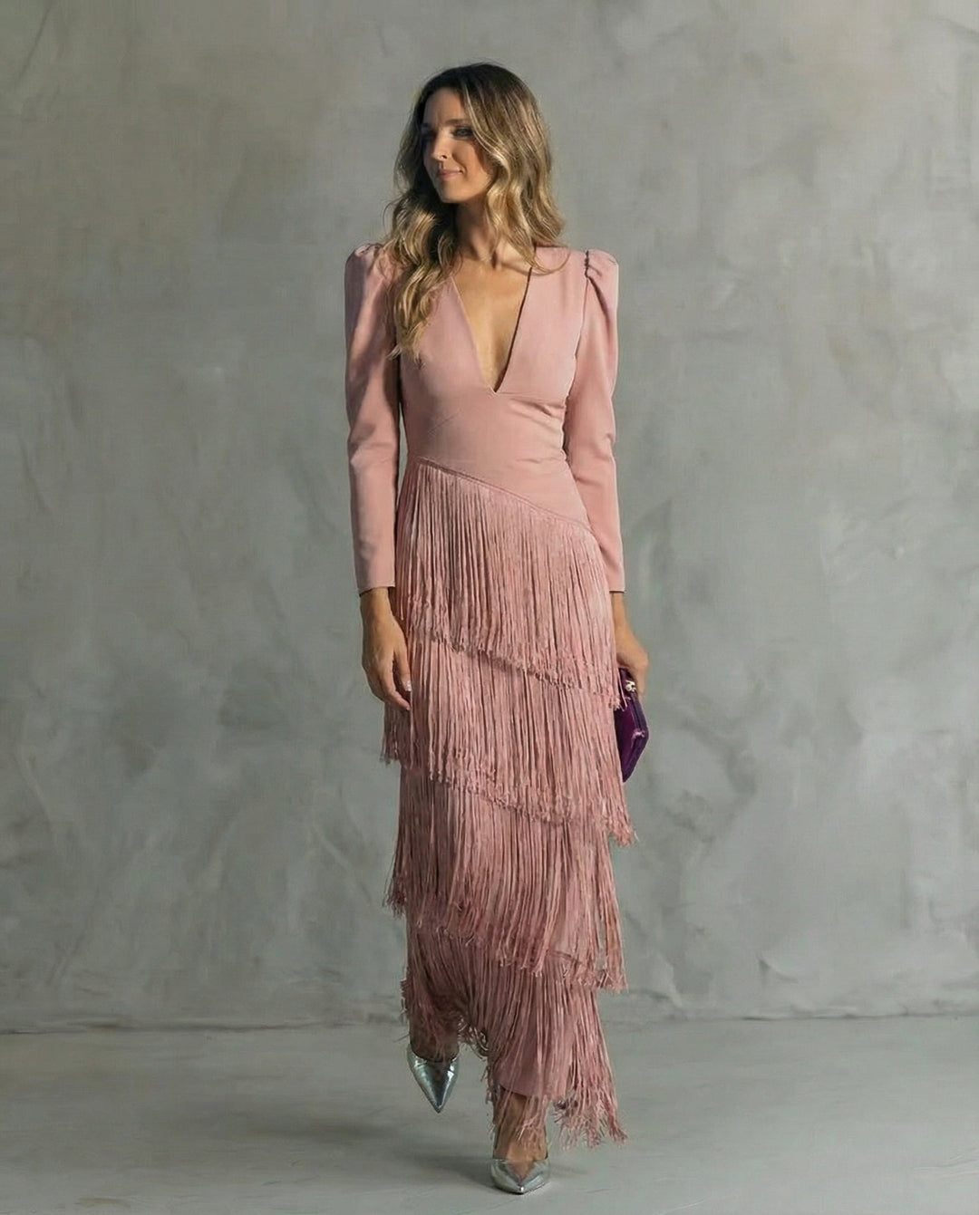 Clara · Abito elegante con maniche con frange